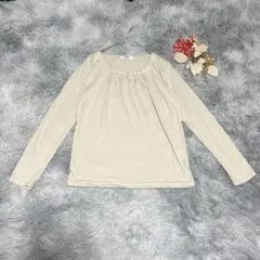 ナチュラルビューティーベーシック（M）長袖 カットソー クルーネック ビジュー