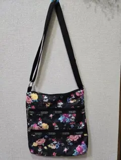 【LeSportsac】 ディズニー フラワープリント ショルダーバッグ