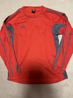 adidas レッド 長袖シャツ O