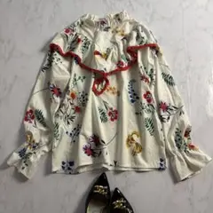 ヴィンテージ 古着　美品　花柄　フラワープリント 長袖 ブラウス　ガーリー