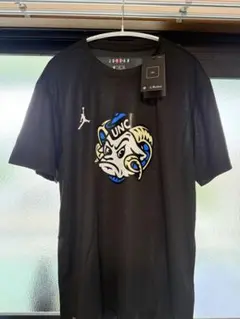 Jordan × UNC（ノースカロライナ大学）のTシャツのサムネイル
