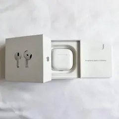 AirPods4本体 充電ケース付き ホワイト　ノイズキャンセリング非搭載