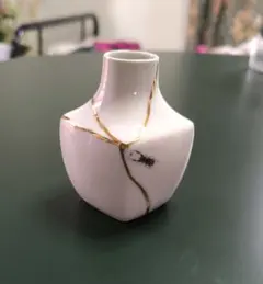 有田焼 Mimizuプロジェクト 幸楽窯 徳永陶磁器 ジェレミー 一輪挿し　花瓶のサムネイル