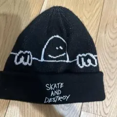 スラッシャーのニット帽