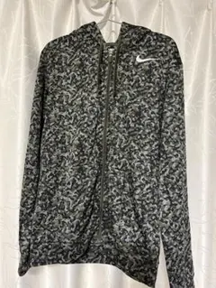 Nike カモフラージュ パーカー Mサイズ