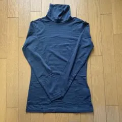 ユニクロ　ヒートテック　インナー　タートルネック　Lサイズ　細ボーダー