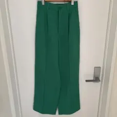 ピンクラテ　スラックスパンツ　グリーン 150sizeのサムネイル