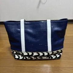 □TSUMORI CHISATO□パンチング　トートバッグのサムネイル