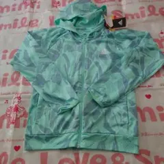 新品未使用タグ付き　アディダス　ＵＶカットパーカージャケット　サイズ140