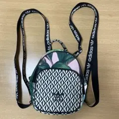 adidas originalsミニリュック