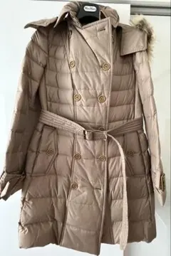 Burberry レディース　ダウンコート