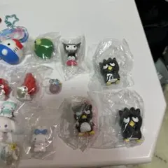 サンリオ　ガチャガチャ　食玩　セット　バッドばつ丸　クロミ　シナモロール