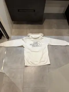 ザノースフェイス パーカー