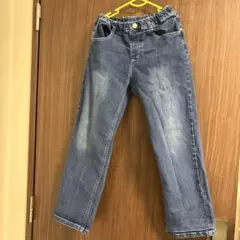 キッズ　140センチ デニム　長ズボン