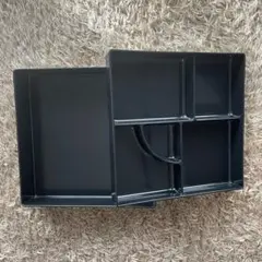 黒い仕切り付き 重箱 1段