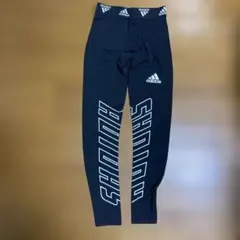 adidas ブラック タイツ ロゴプリント