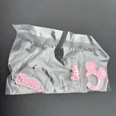 TWICE LOVELYS ガチャ アクリル カラビナフロッキーマスコット モモ