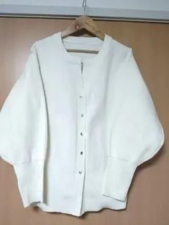 長袖カーディガン　アイボリー