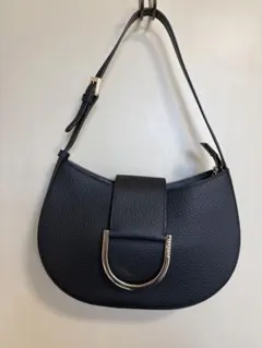 Ungaro ブラックショルダーバッグ 半月型のサムネイル