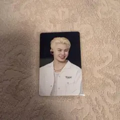 HOLIDAY Blu-ray版トレカ　ウジ