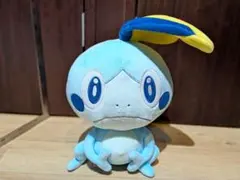 ポケモンセンター　等身大メッソン　ポケモン　ぬいぐるみ Amazon.co.jp: ポケモンセンターオリジナル ぬいぐるみ 等身大メッソン