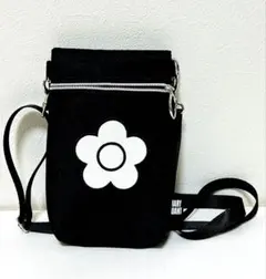 マリークワント　ショルダーバッグ　スマホショルダー　即購入可能！