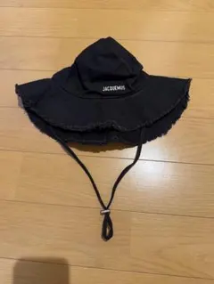 jacquemus ジャックムス　バケットハットのサムネイル