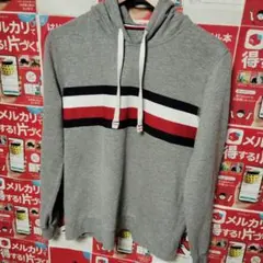 TOMMY HILFIGER グレー スウェットパーカー S/P