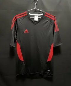 adidas 黒 赤 サッカー　シャツ　L