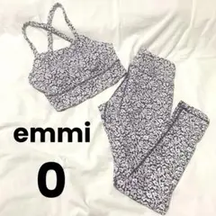 emmi ヨガウェア ブラトップ レギンス セット ブラウン 花柄 SUKALA