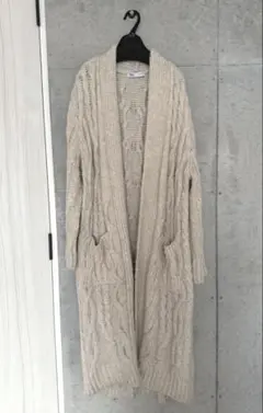 ケーブルニットカーディガン　週末特別価格