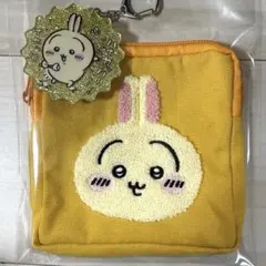 ちいかわ うさぎ　もこもこポーチ＆映画ちいかわ キーホルダー　２点セット