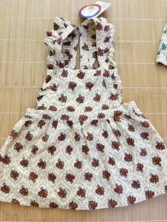 フリル付き花柄ワンピース エプロンワンピース　双子　姉妹　お揃いコーデ　8090