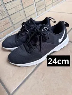 Nike ブラック スニーカー　ナイキ　黒　ランニング　ウォーキング　24cm