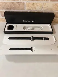 Apple Watch SE NIKE GPSモデル・40㎜バッテリー容量88%