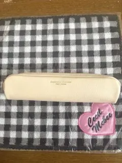 サマンサタバサ プチチョイス　ペンケース　ポーチ　ベージュ　新品、未使用