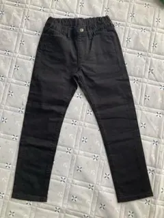 ユニクロ キッズ ブラック デニム パンツ120 (スリムフィット)