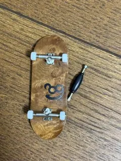 Item thumbnail for item 32361e82-ac91-497a-bada-537a2c724a4e