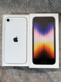 iPhone SE 第二世代 ホワイト 64GB SIMロック解除済み