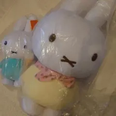 超メルカリ市限定価格 ミッフィー　ぬいぐるみ　2点セット