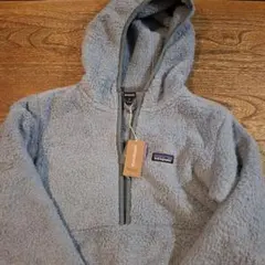 パタゴニア　ボアフードハーフジップ