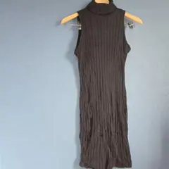 SHEIN 【L】ノースリーブリブ編みタートルネックワンピース