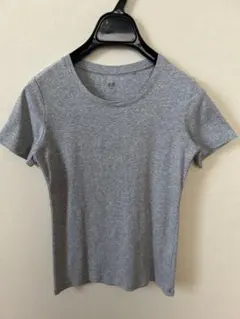 UNIQLO グレー 半袖Tシャツ S
