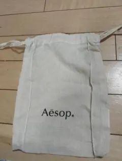 Aēsop リネン製白袋