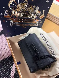 ルイ ヴィトン スティーマー ウェアラブル ウォレット・M81746 ミニ