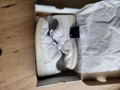 NIKE AIR FORCE 1 LOW ホワイト　エアホースワン