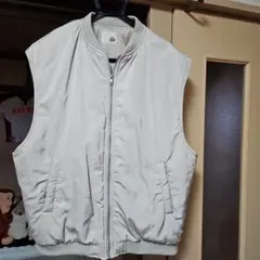 JaVa. バックギャザー中綿ミリタリーベストMA－1ベージュ