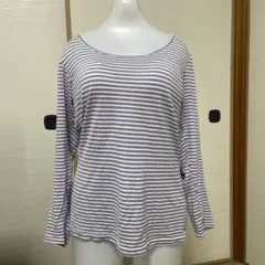 ユニクロストライプ柄 長袖Tシャツ 内蔵カップ付き