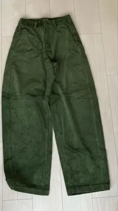 UNIQLO コーデュロイパンツ カーキ