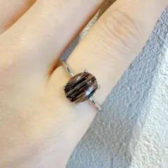 ブラックルチルクォーツ 虹入り 天然石 リング